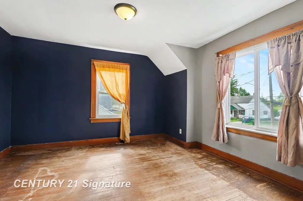3237 Carter Street Saginaw City MI 48601