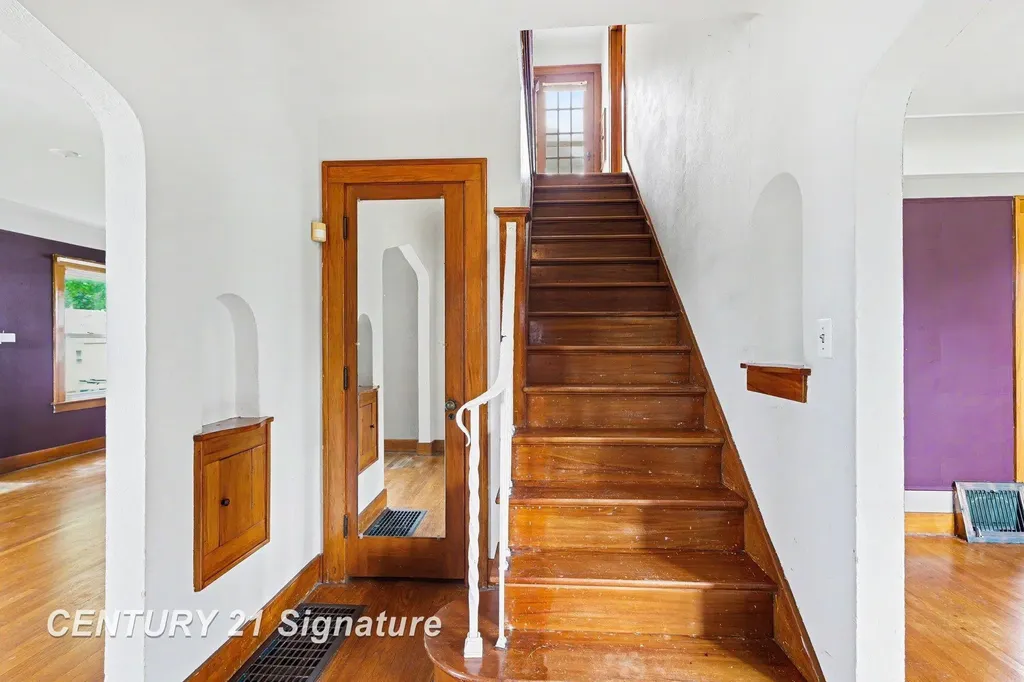 3237 Carter Street Saginaw City MI 48601