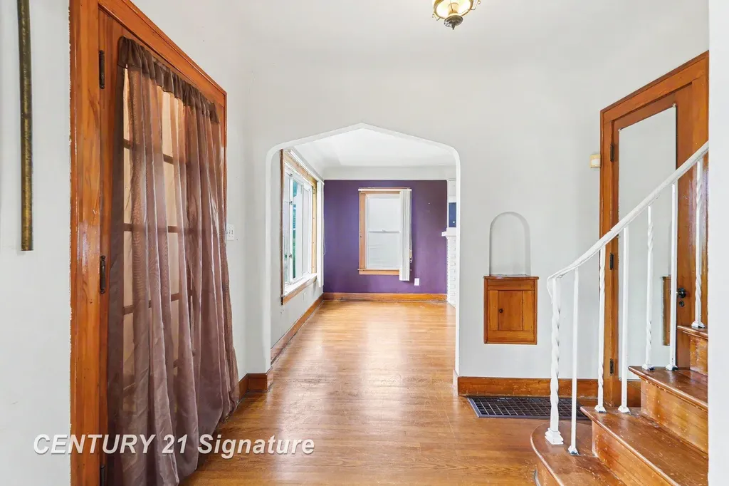 3237 Carter Street Saginaw City MI 48601