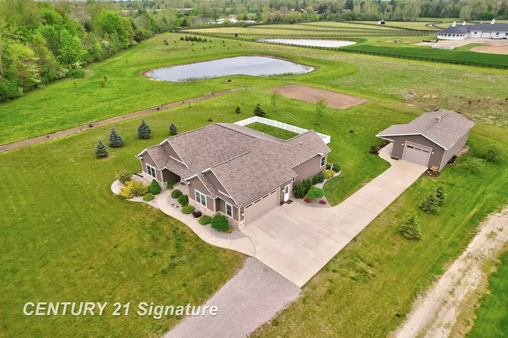 11056 Sarle Road Tittabawassee Township MI 48623