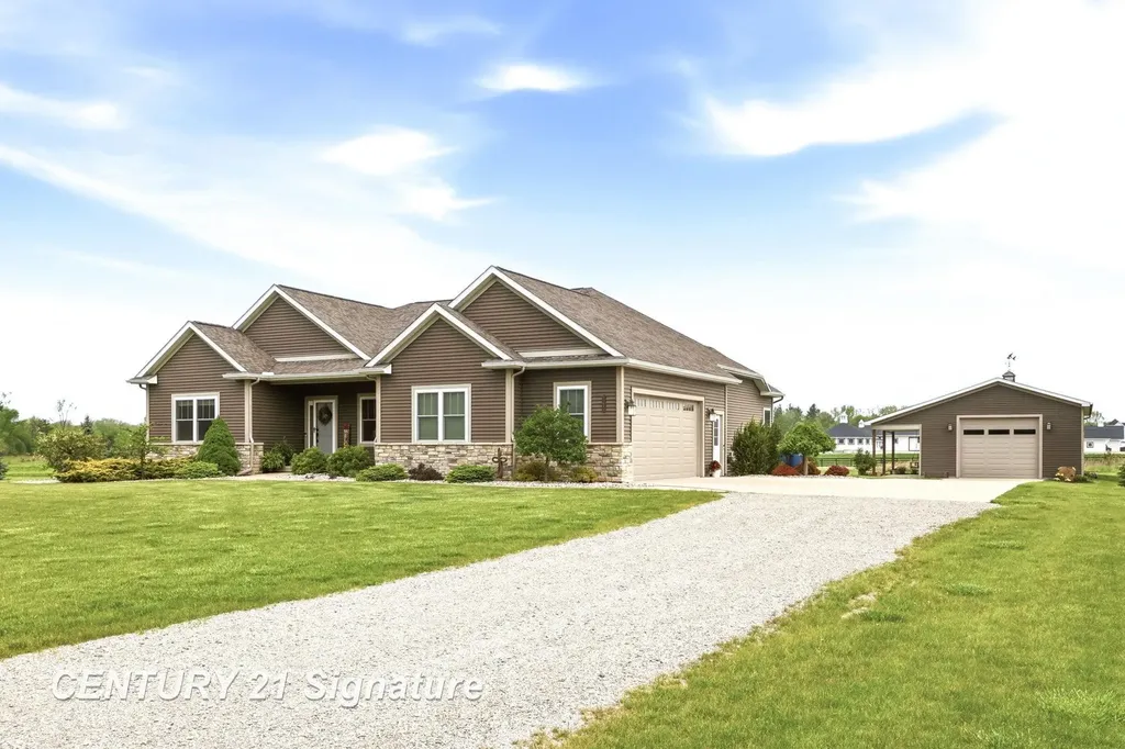 11056 Sarle Road Tittabawassee Township MI 48623