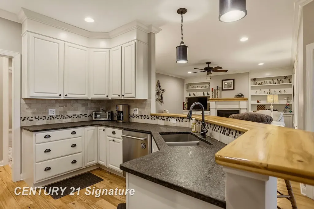 11056 Sarle Road Tittabawassee Township MI 48623