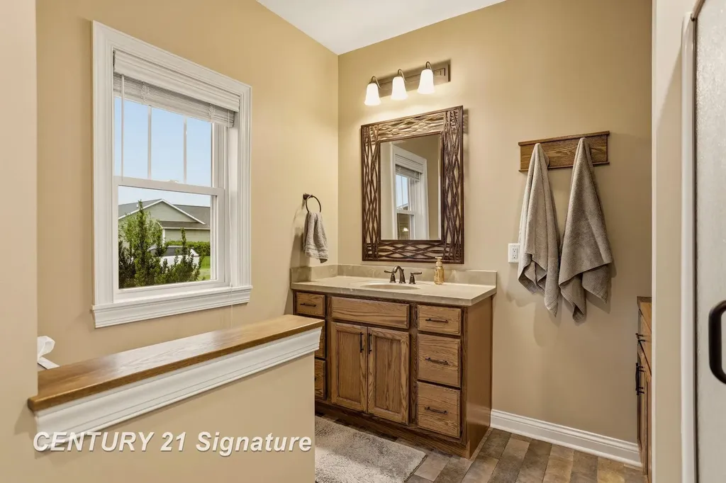 11056 Sarle Road Tittabawassee Township MI 48623