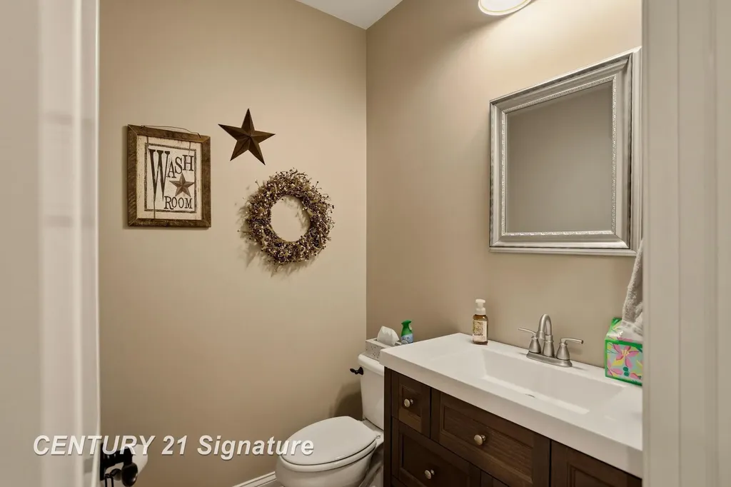 11056 Sarle Road Tittabawassee Township MI 48623