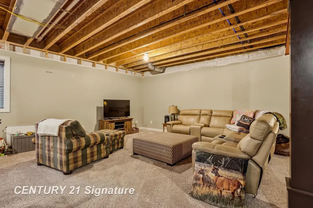 11056 Sarle Road Tittabawassee Township MI 48623