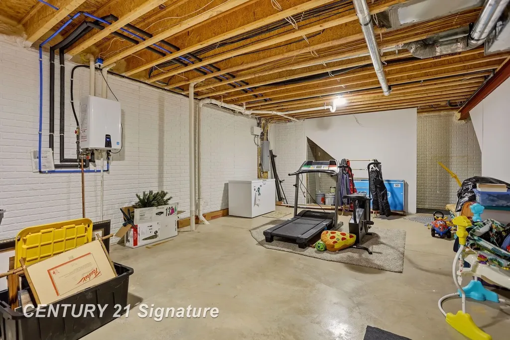 11056 Sarle Road Tittabawassee Township MI 48623