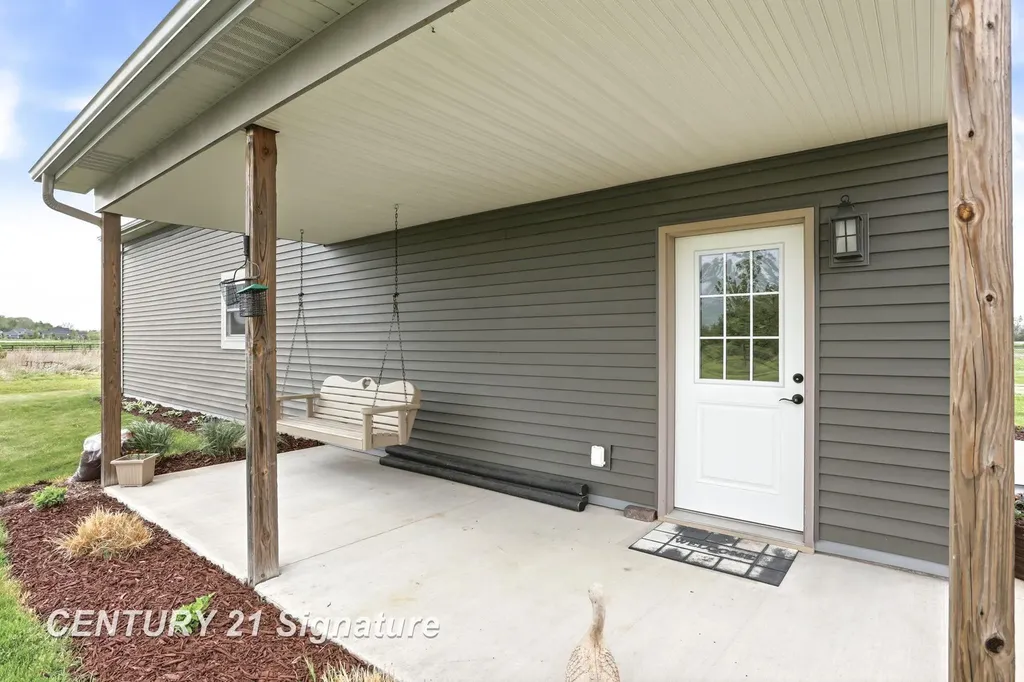 11056 Sarle Road Tittabawassee Township MI 48623