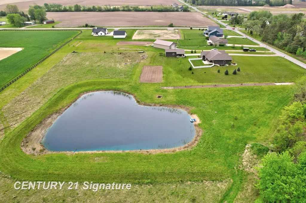 11056 Sarle Road Tittabawassee Township MI 48623