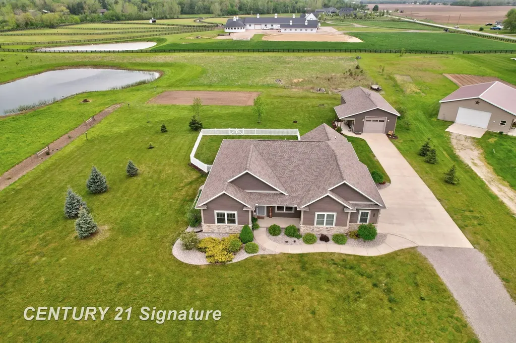 11056 Sarle Road Tittabawassee Township MI 48623