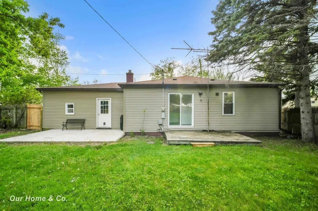 517 Rhodes Street Pinconning City MI 48650