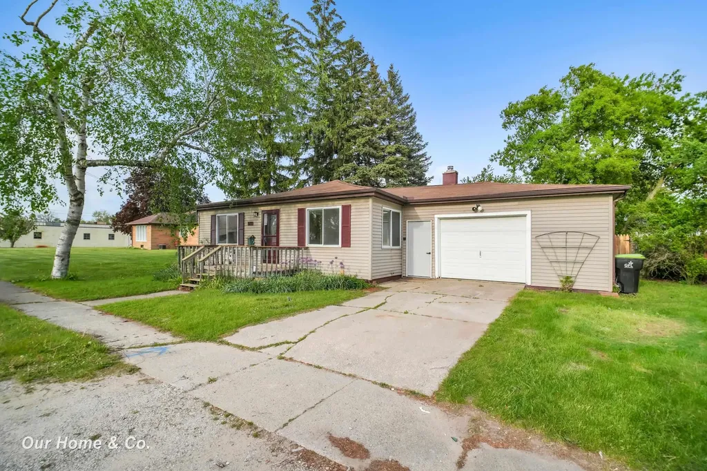 517 Rhodes Street Pinconning City MI 48650