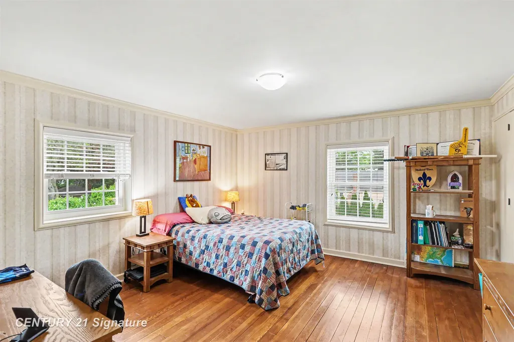 605 S Kinney Avenue Mt. Pleasant City MI 48858