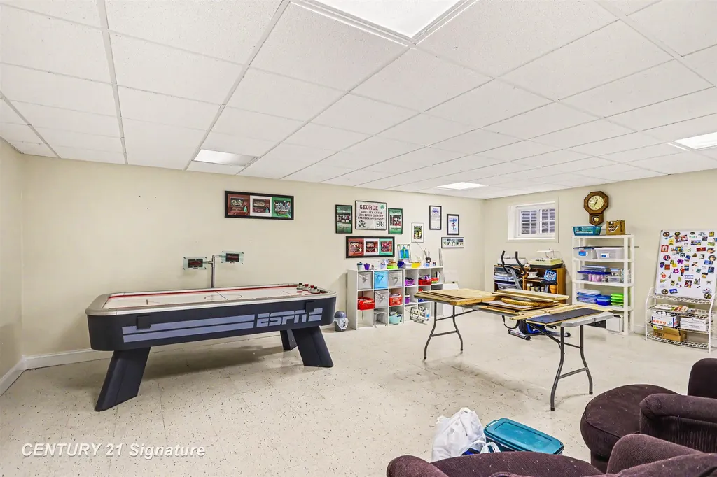 605 S Kinney Avenue Mt. Pleasant City MI 48858