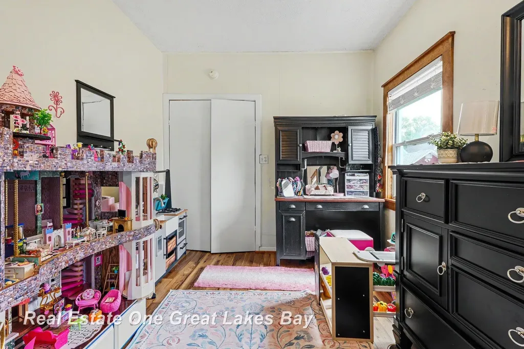 2401 S Jefferson Street Bay City City MI 48708