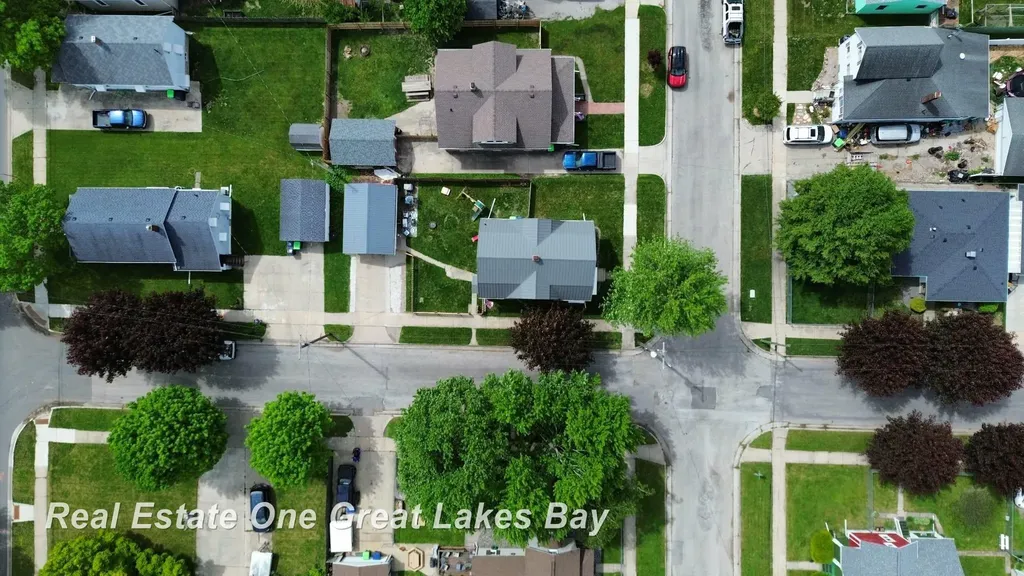 2401 S Jefferson Street Bay City City MI 48708