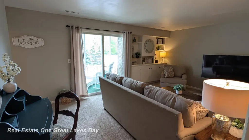 5905 W Michigan Avenue Saginaw Charter Township MI 48638