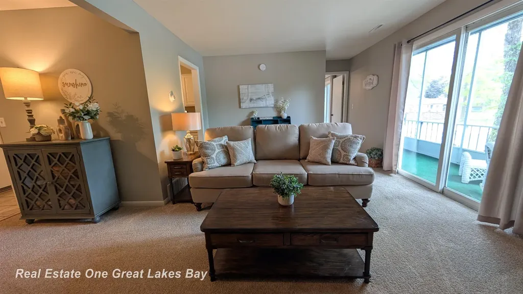 5905 W Michigan Avenue Saginaw Charter Township MI 48638