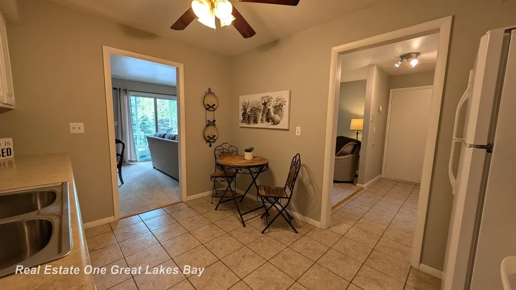 5905 W Michigan Avenue Saginaw Charter Township MI 48638
