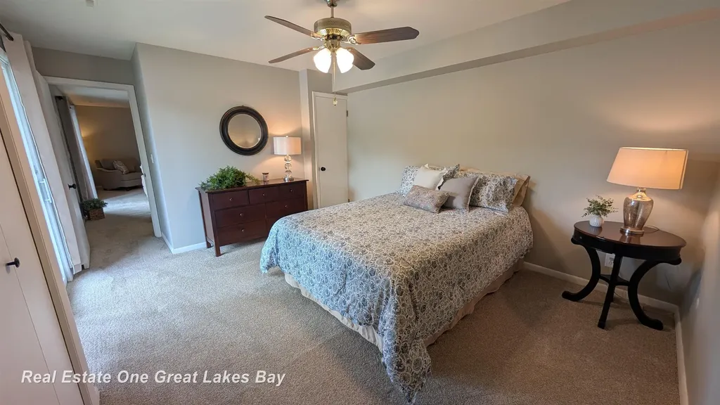5905 W Michigan Avenue Saginaw Charter Township MI 48638