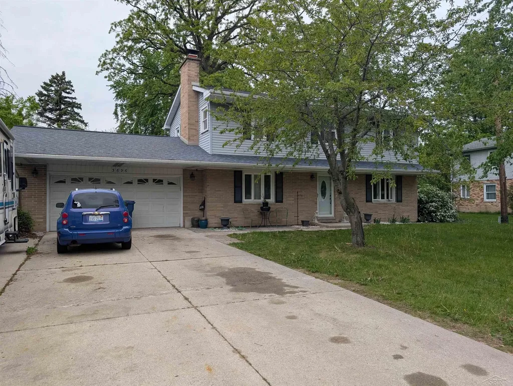 3696 Dale Street Saginaw Charter Township MI 48603