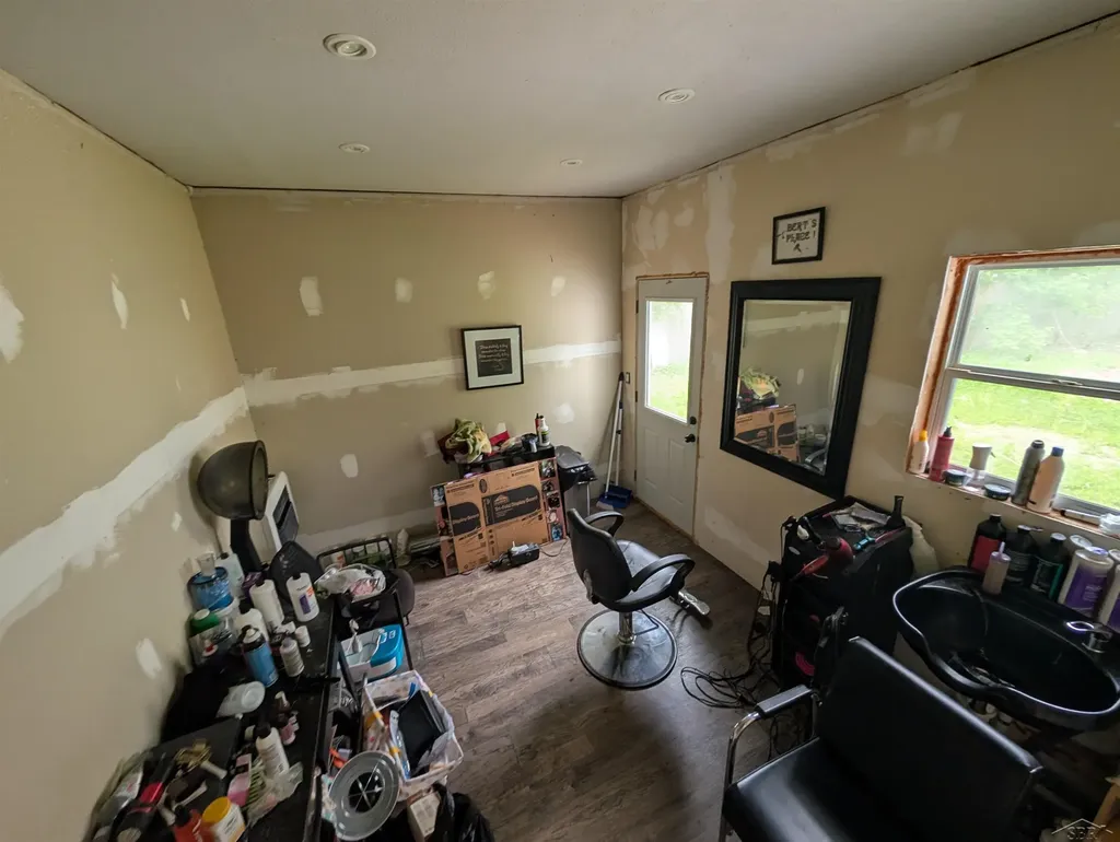 3696 Dale Street Saginaw Charter Township MI 48603
