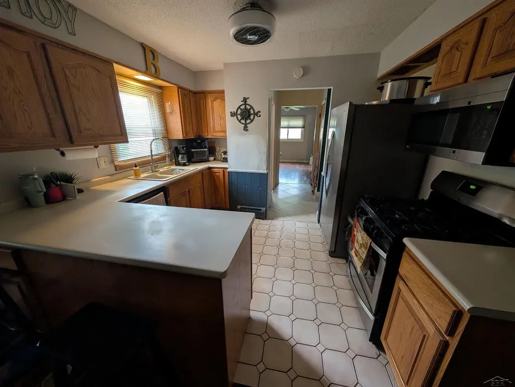 3696 Dale Street Saginaw Charter Township MI 48603