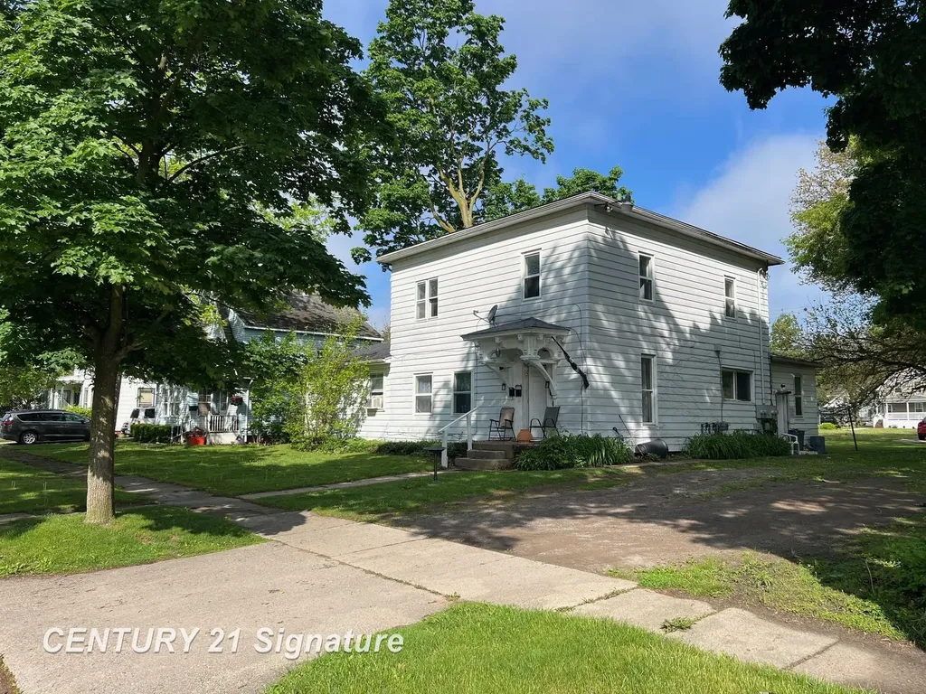 515 N Harrison Street Saginaw City MI 48602