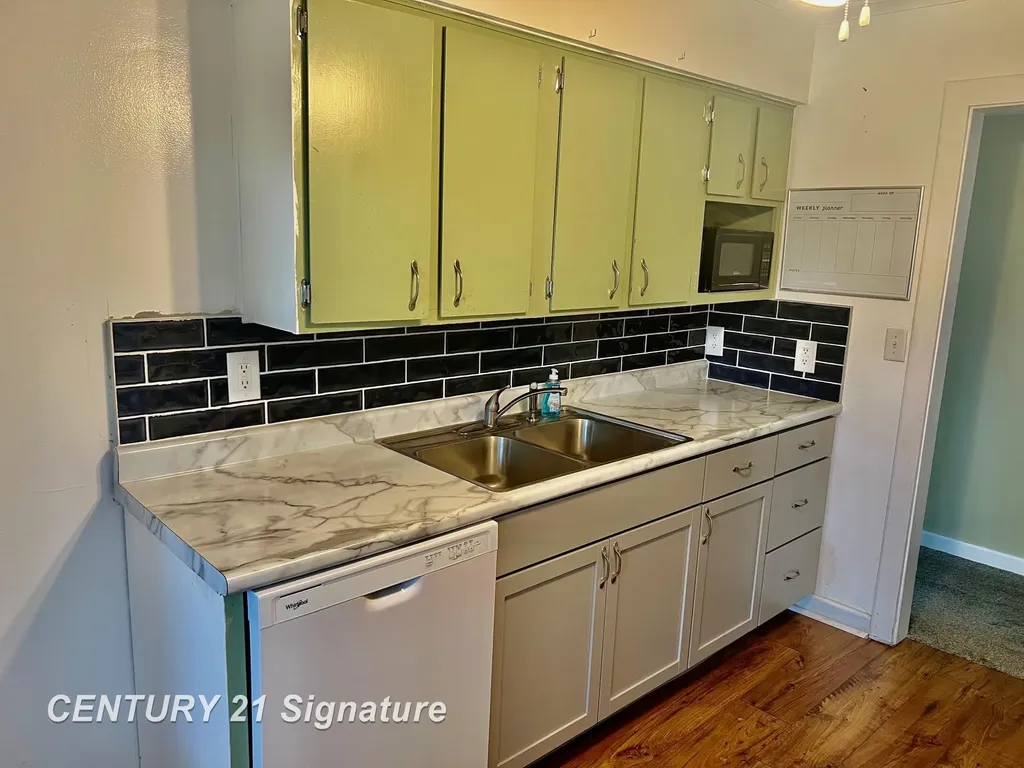 415 Hickory Street Carrollton Township MI 48724