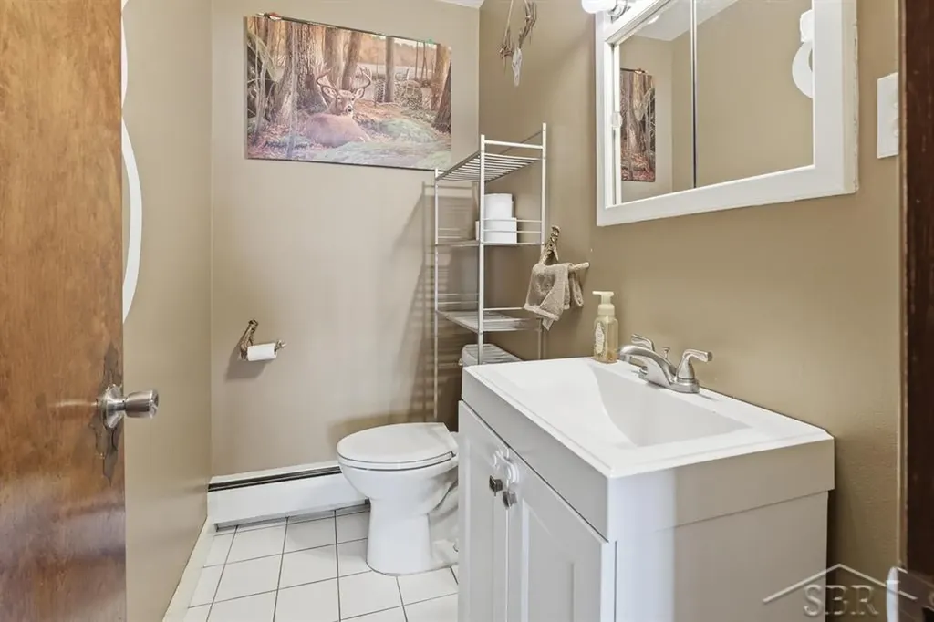 2915 W Walton Boulevard Waterford Charter Township MI 48329