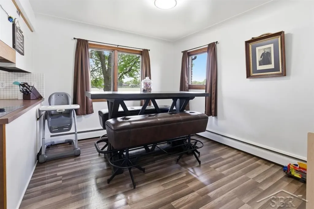 2915 W Walton Boulevard Waterford Charter Township MI 48329