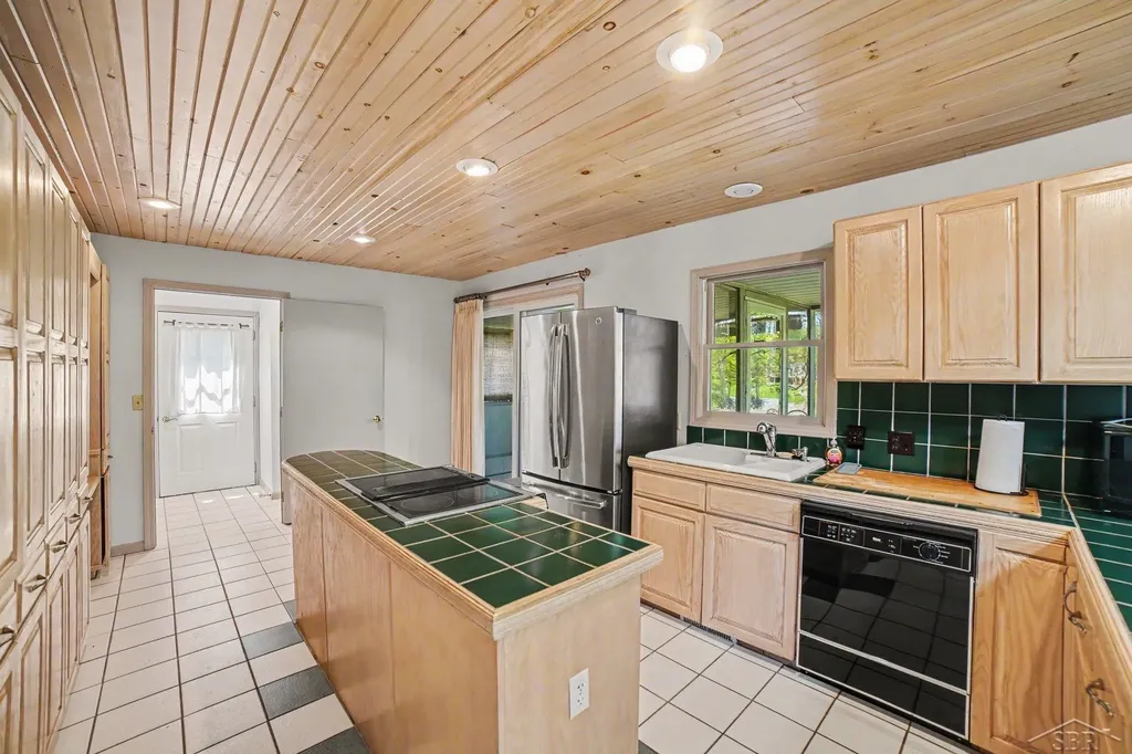 1019 Siesta Drive Secord Township MI 48624