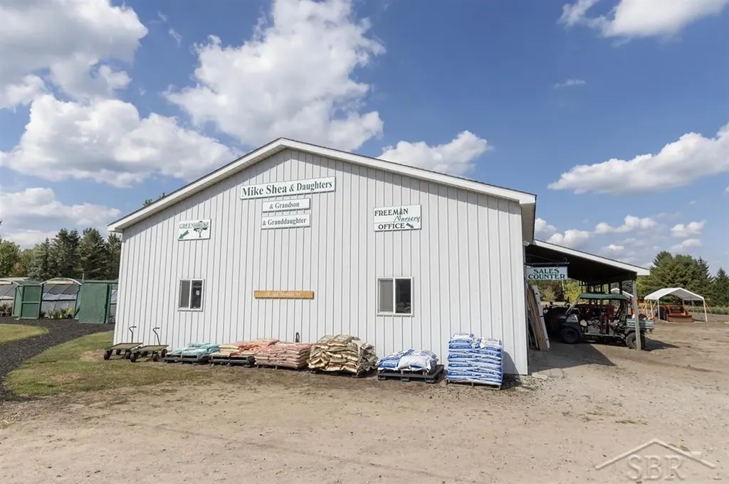4997 S M-18 Highway Tobacco Township MI 48612
