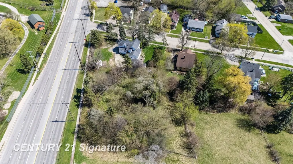 1911 Lincoln Avenue Saginaw City MI 48601