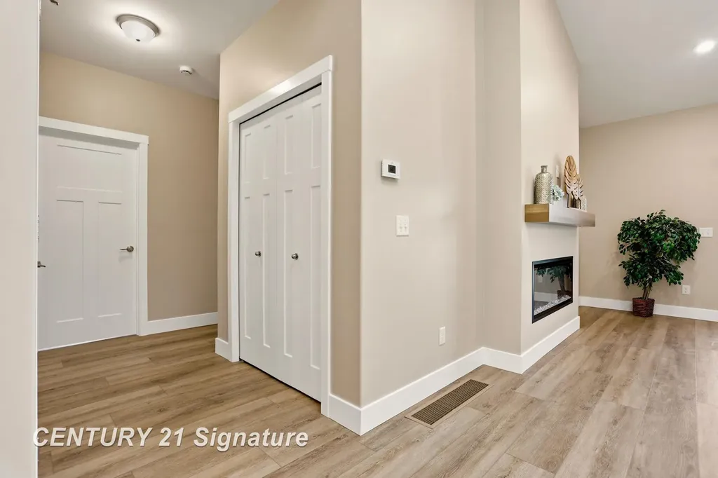 4073 Woodburn Court Saginaw Charter Township MI 48603
