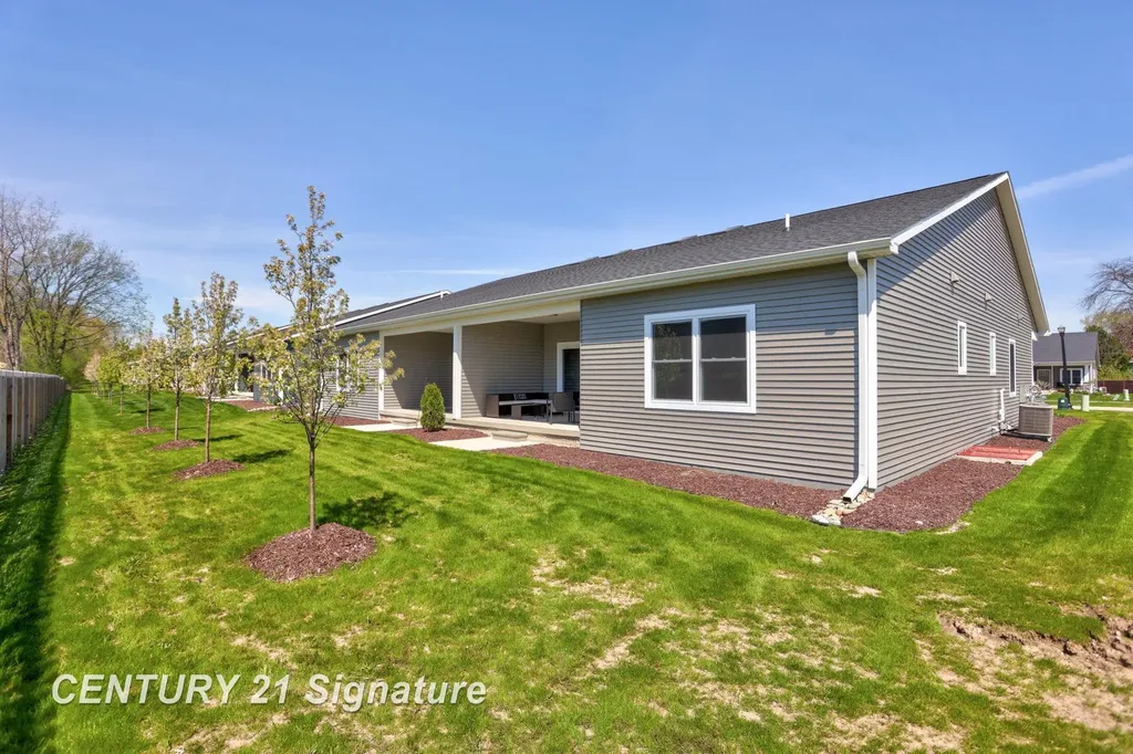4073 Woodburn Court Saginaw Charter Township MI 48603