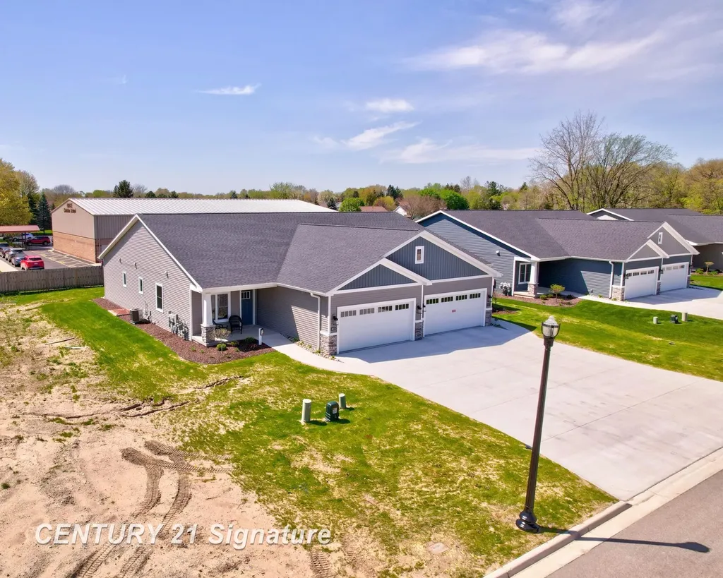 4073 Woodburn Court Saginaw Charter Township MI 48603