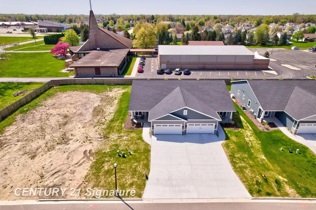 4073 Woodburn Court Saginaw Charter Township MI 48603