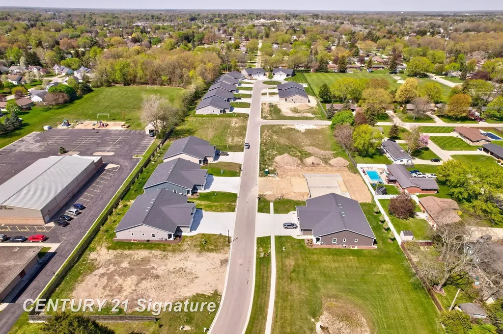 4073 Woodburn Court Saginaw Charter Township MI 48603