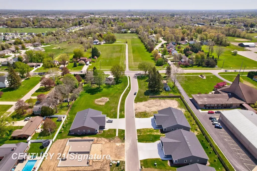 4073 Woodburn Court Saginaw Charter Township MI 48603