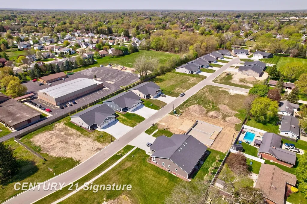 4073 Woodburn Court Saginaw Charter Township MI 48603