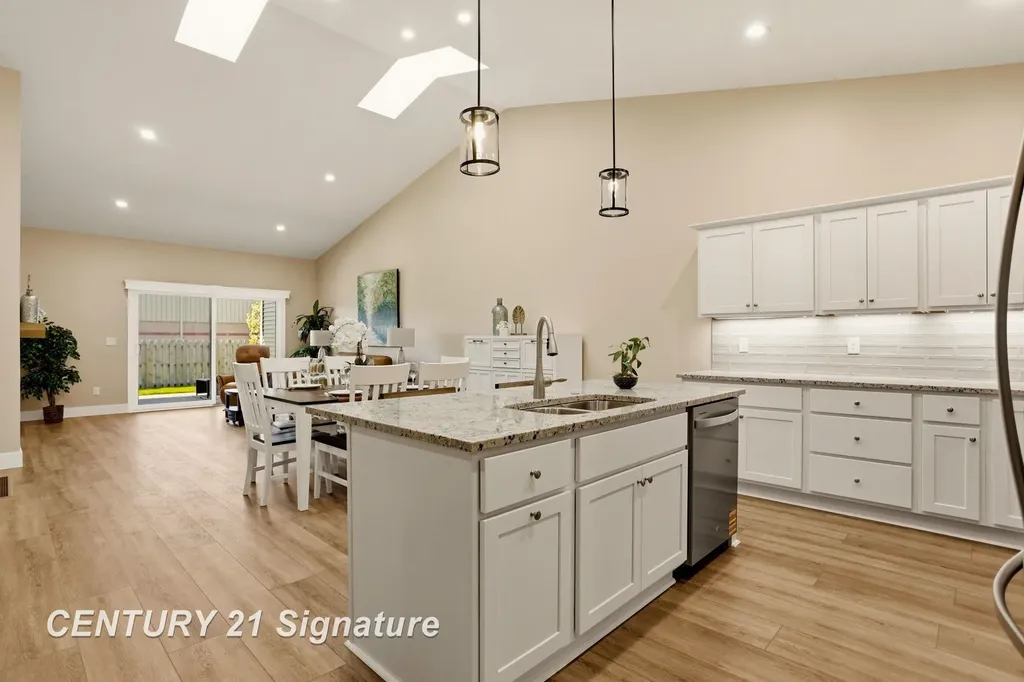 4073 Woodburn Court Saginaw Charter Township MI 48603