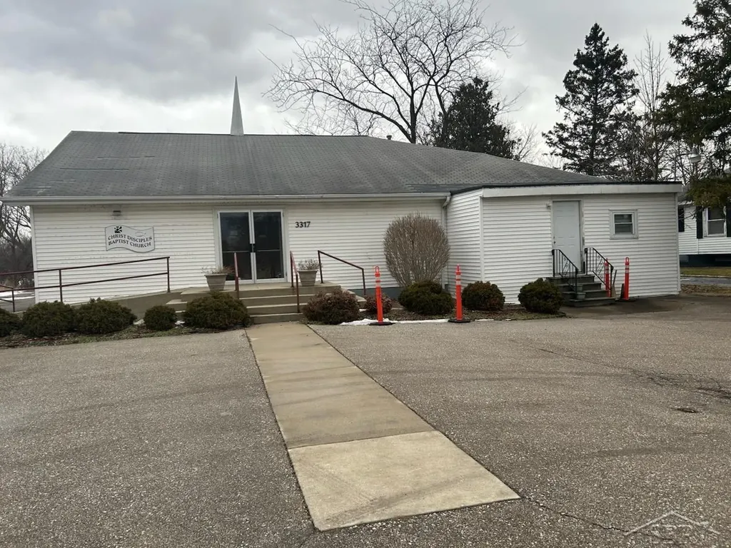 3317 Lapeer Road Buena Vista Charter Township MI 48601