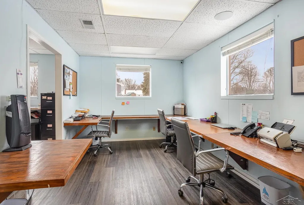 7261 Gratiot Road Saginaw Charter Township MI 48609