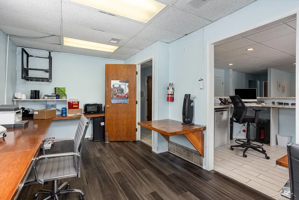 7261 Gratiot Road Saginaw Charter Township MI 48609