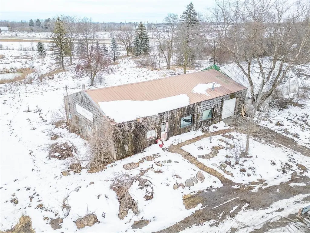 11426 N Mission Road Clare City MI 48617