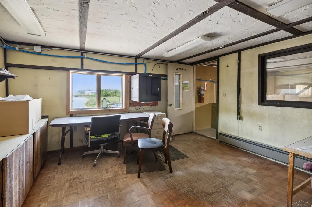 683 River Road Portsmouth Charter Township MI 48708