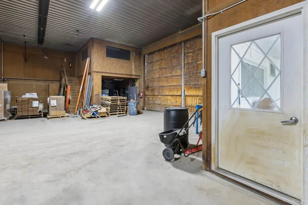 683 River Road Portsmouth Charter Township MI 48708