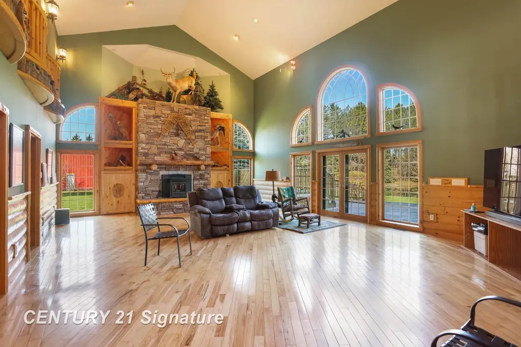4285 N Iva Road Richland Township MI 48626