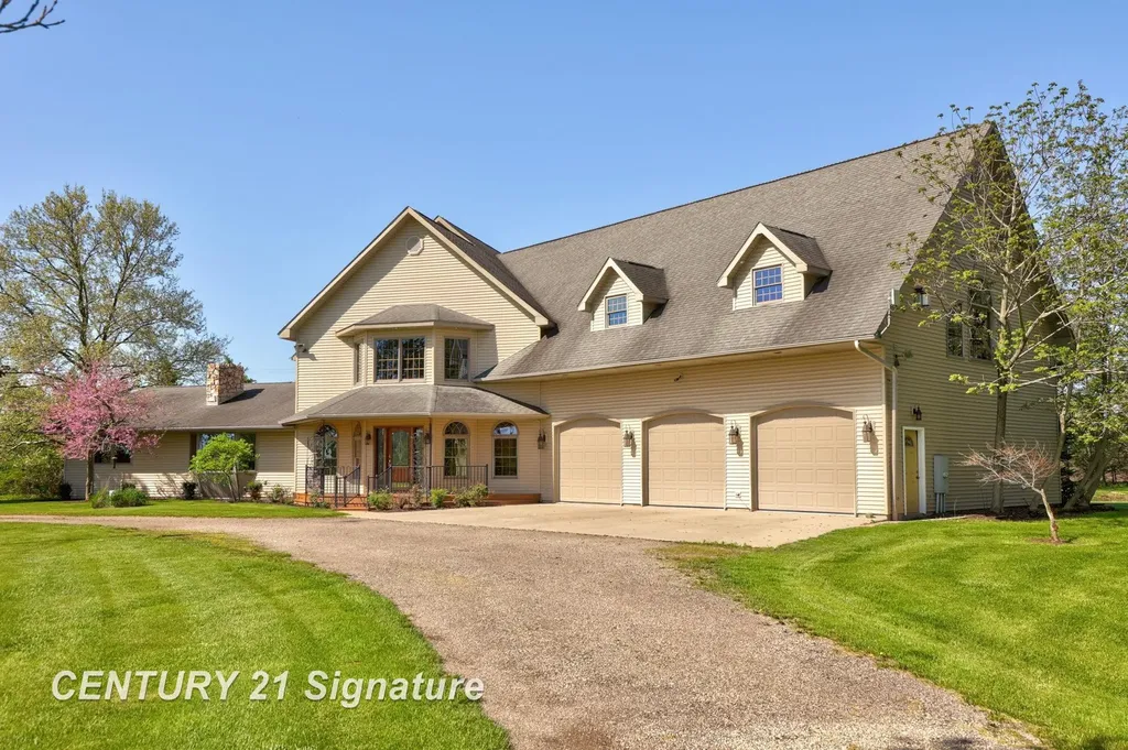 4285 N Iva Road Richland Township MI 48626