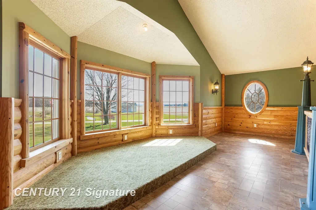 4285 N Iva Road Richland Township MI 48626